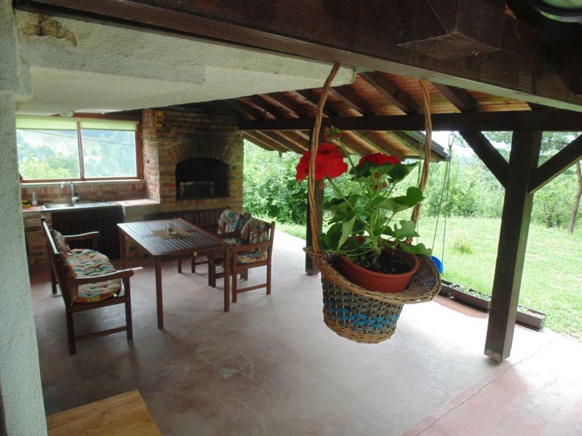 Holiday Home Alibegovic Visoko Bagian luar foto
