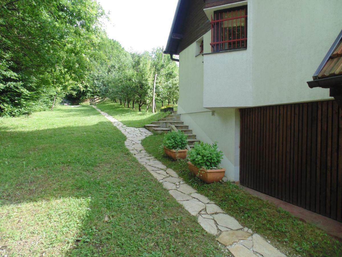 Holiday Home Alibegovic Visoko Bagian luar foto