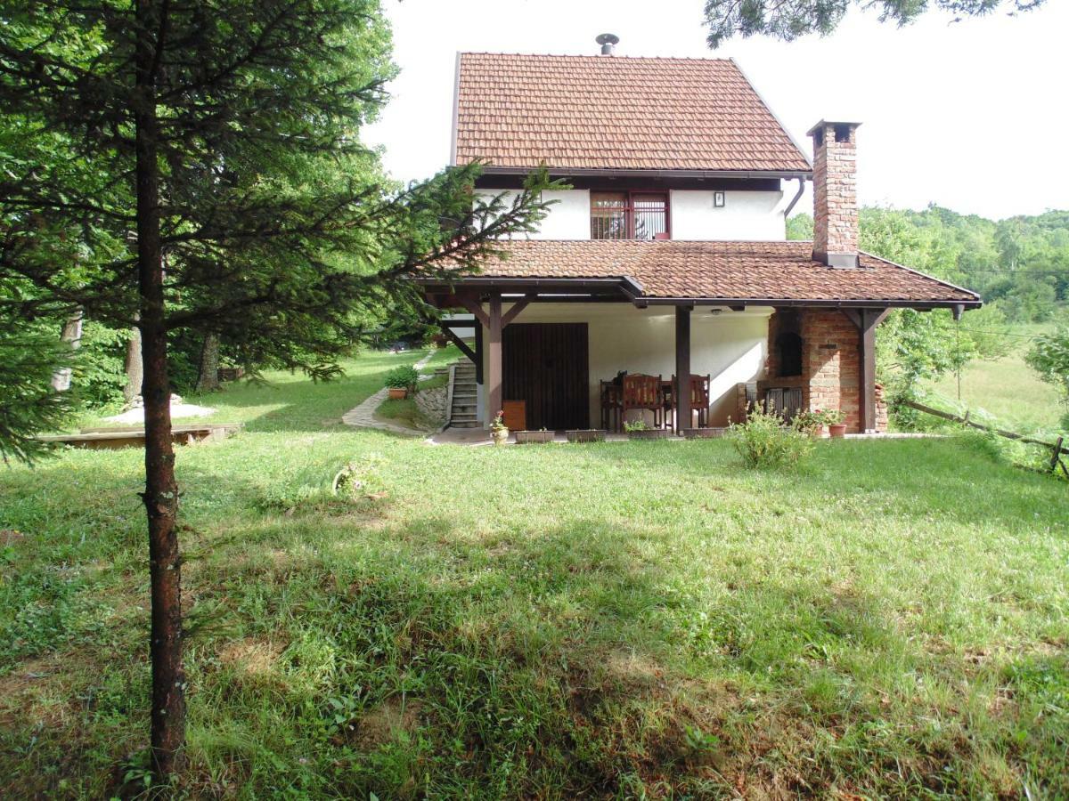 Holiday Home Alibegovic Visoko Bagian luar foto
